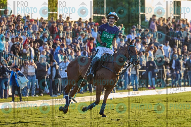 1751-R6-_MG_3276