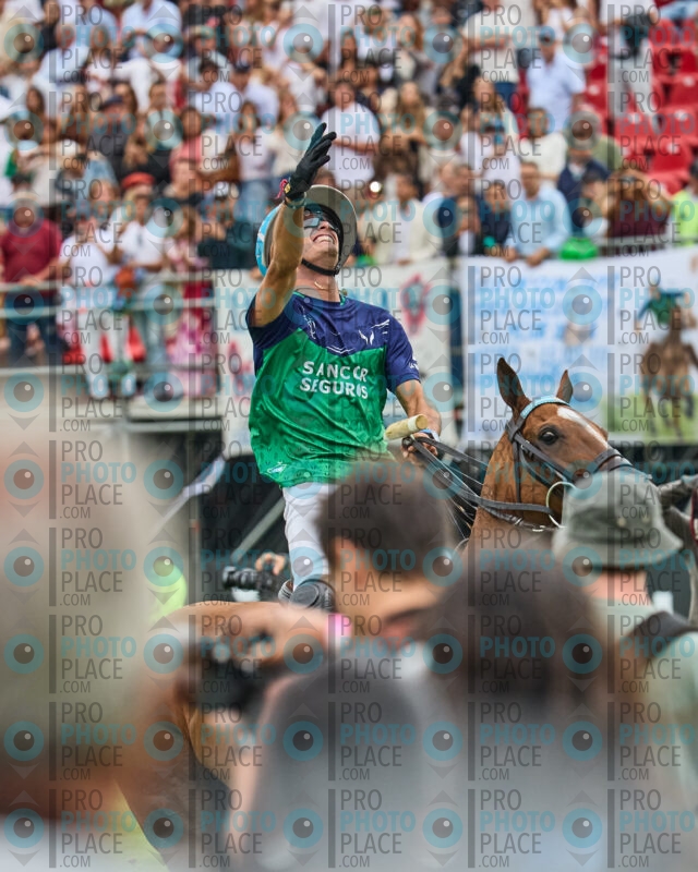 4958-R6-_MG_11199