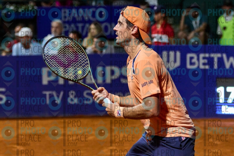 1684-R7-IMG_8258