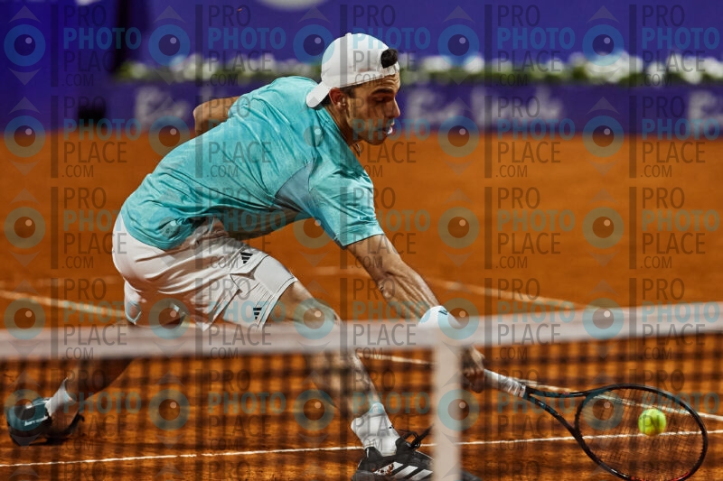 1738-R6-IMG_10685