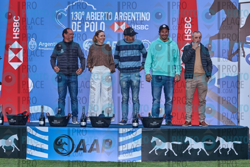 1527-R6-IMG_5483