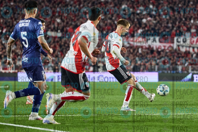 1605-R6-IMG_5758